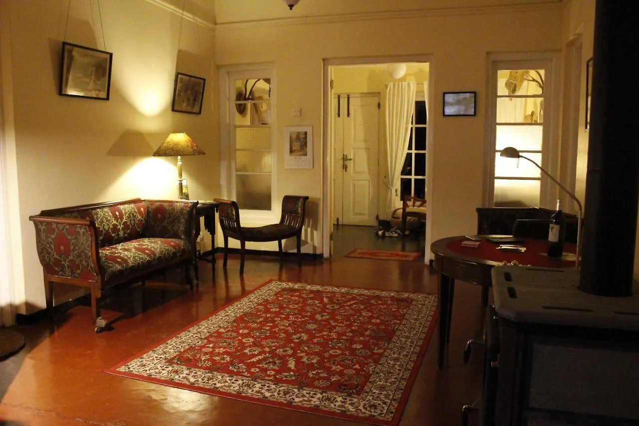 Senani Colonial Holiday Bungalow Nuwara Eliya 0*,